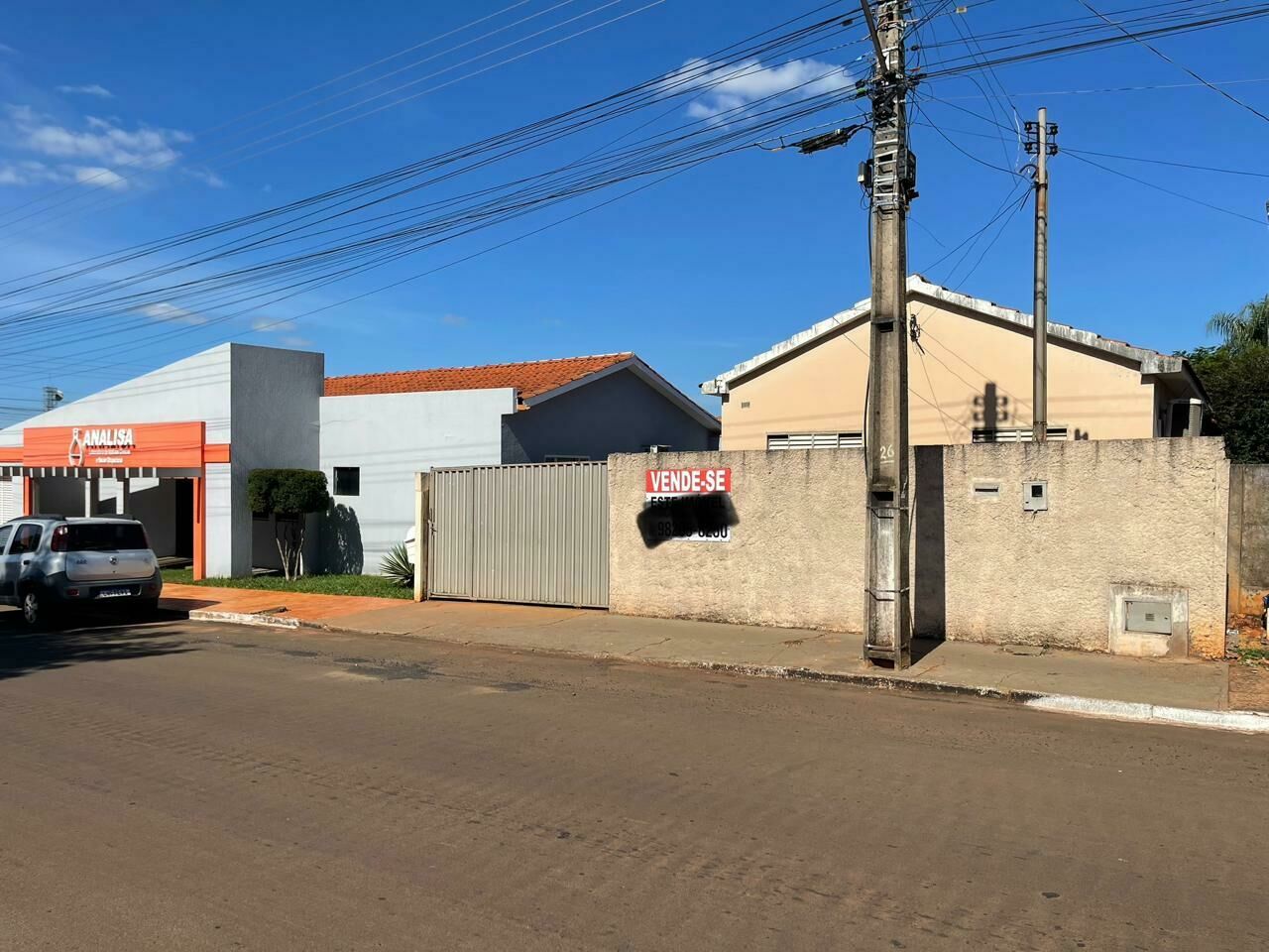 Imagem do VENDA - CASA NO CENTRO COM ÓTIMA LOCALIZAÇÃO